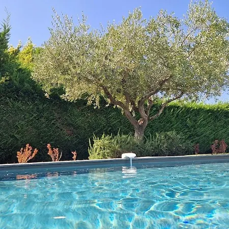 En Provence Avec Piscine Au Sel *